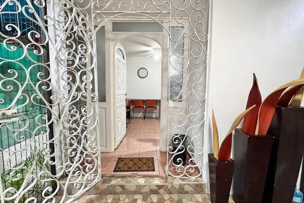 Casa Aurora #2: Private Room In Excellent Location Пуэрто-Вальярта Экстерьер фото